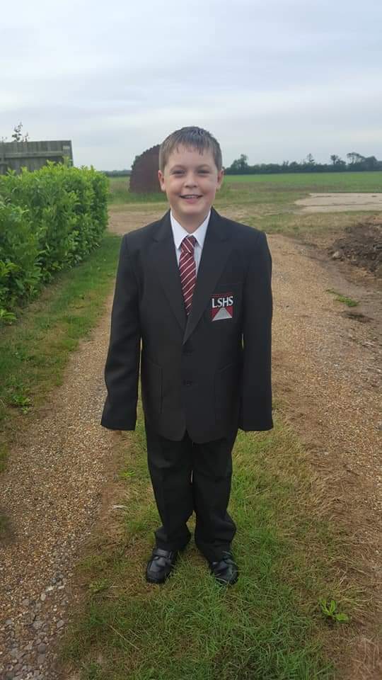 Beebopsuk's tweet photo. So proud of my son today on his last day of high school!! He has faced so many hurdles but come such a long way and I really couldn't be prouder of him.  Thank you Long Stratton High School @lshsnews for taking my little boy and making him an incredible young man. 💙 #lshs https://t.co/yv1d6KBZ9W