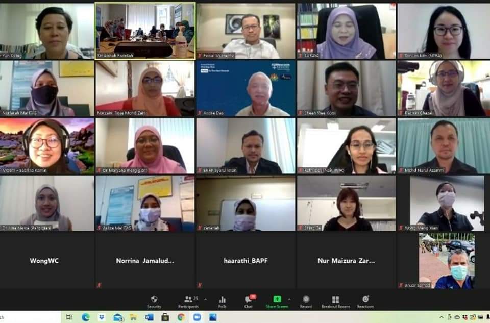 MaHTASMalaysia's tweet photo. Second meeting of Technical Advisory Committee Meeting Horizon Scanning was chaired by Dr. Yun Sii Ing, the Head of Radiology Services, MOH. Four technologies were presented and only one was prioritised.
#horizonscanning #earlyHTA #MaHTAS https://t.co/7x28XQJd4E