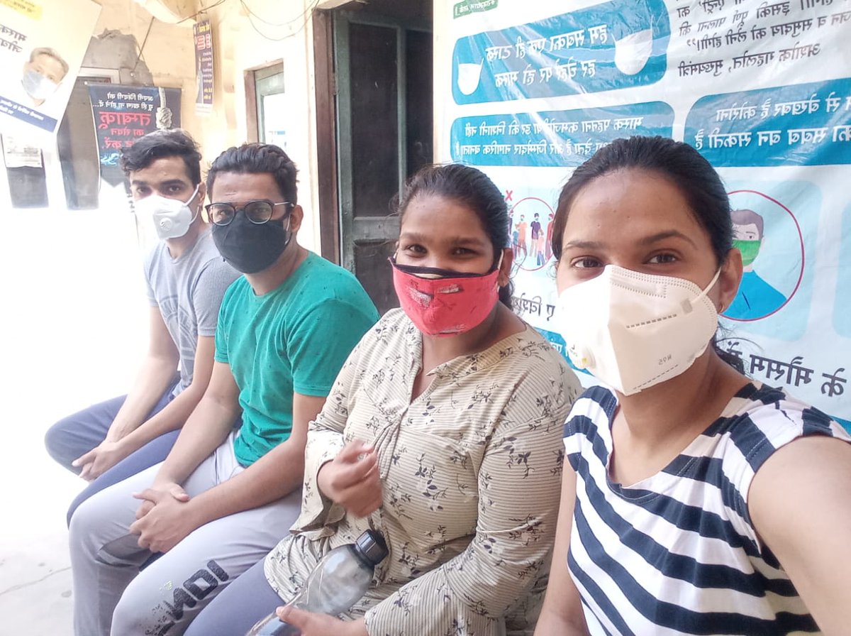AyushSoni__'s tweet photo. I am vaccinated✌✌..
And there is no issues about vaccine location 👌
Only 2second wait and booom😂😂
#vaccinated #NamoAgain https://t.co/d0OFSYOFrH