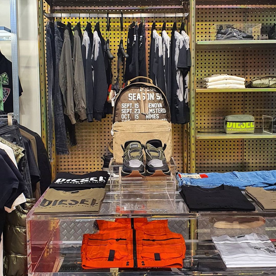 canal_walk's tweet image. The new-look #DieselSA store is open! 😍

Visit their relocated store, now on the Lower Level close to Entrance 2.
#CanalWalk #HaveItAll #9AMto9PM