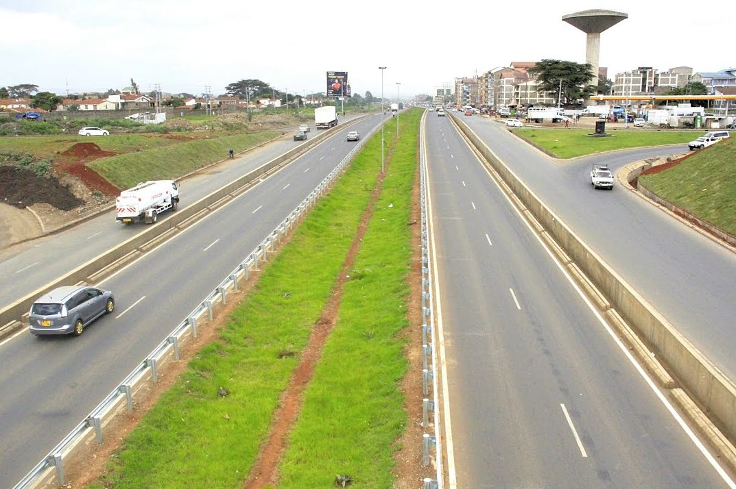 KRB_Kenya's tweet photo. Which is the first National Trunk Road in Kenya?
#KRB #nationaltrunkroad #FinancingRoadsEnhancingConnectivity https://t.co/3hRBEzFzVJ