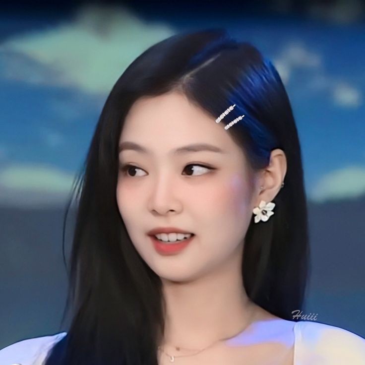 Cute jennie🦋