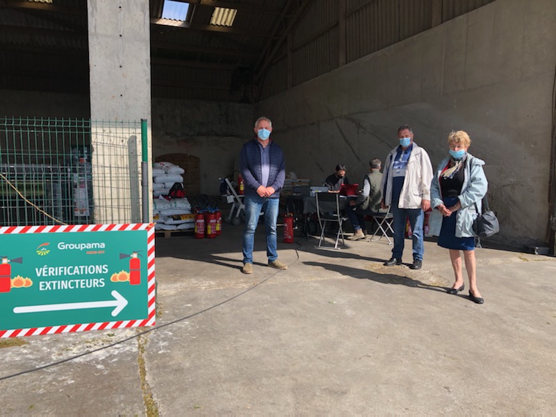 GroupamaFd62's tweet photo. #Prevention #incendie
🧯La vérification de vos extincteurs est obligatoire chaque année🧯
Nos sociétaires, à @GroupamaFd62, profitent de tarifs préférentiels avec nos partenaires #MCSI et #LST pour la vérification et l'achat d'extincteurs
Protégez-vous, et protégez vos biens ! https://t.co/muGZO6JlRj