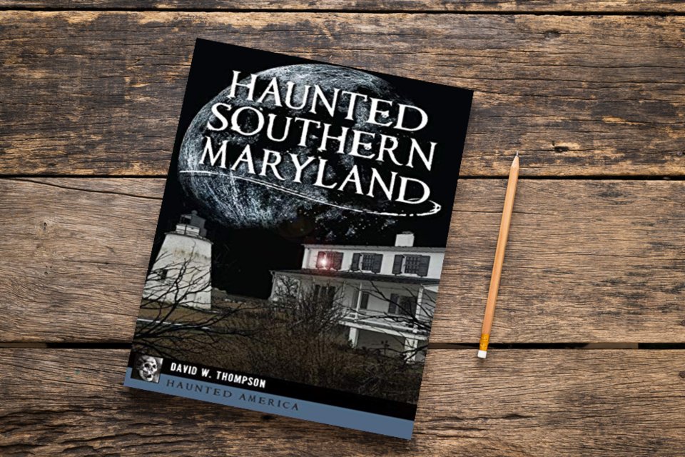 allauthor's tweet photo. Sink your teeth into a fun, #fierce #fiction today! Grab a copy of "Haunted Southern Maryland" now. #mustread #history #DavidW.Thompson  @Thompson_DavidW available at Amazon --> https://t.co/wggZ2Hxl0e https://t.co/f1OU4U1DwY