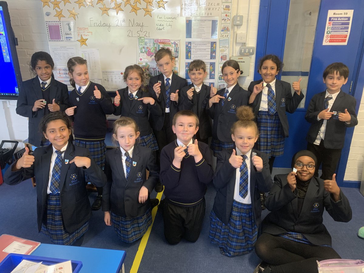 Our walk to school heroes! 
Here are the children in Laurel class who walked to school everyday for a week! The smiles on their faces show how proud they are of themselves, as they should be!  Well done Laurel!