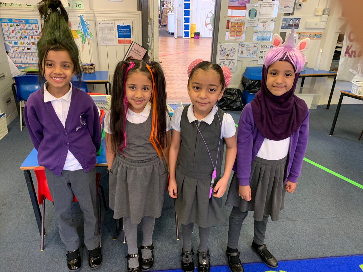 MrsAnwar8's tweet photo. @AndertonPark We have some crazy hairdos in Year 1 today.#crazyhairday https://t.co/diuRognENU