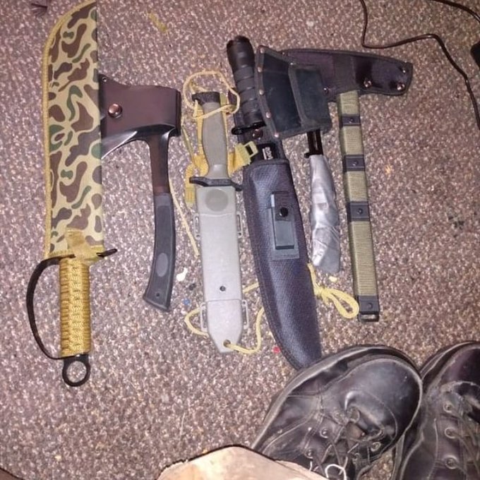 so which is it fake hoes with ur switch man you want me to kill a bunch of people or come be with a real<a href="/tag/blacklivesmatter"class="tags"><span>#blacklivesmatter</span></a>