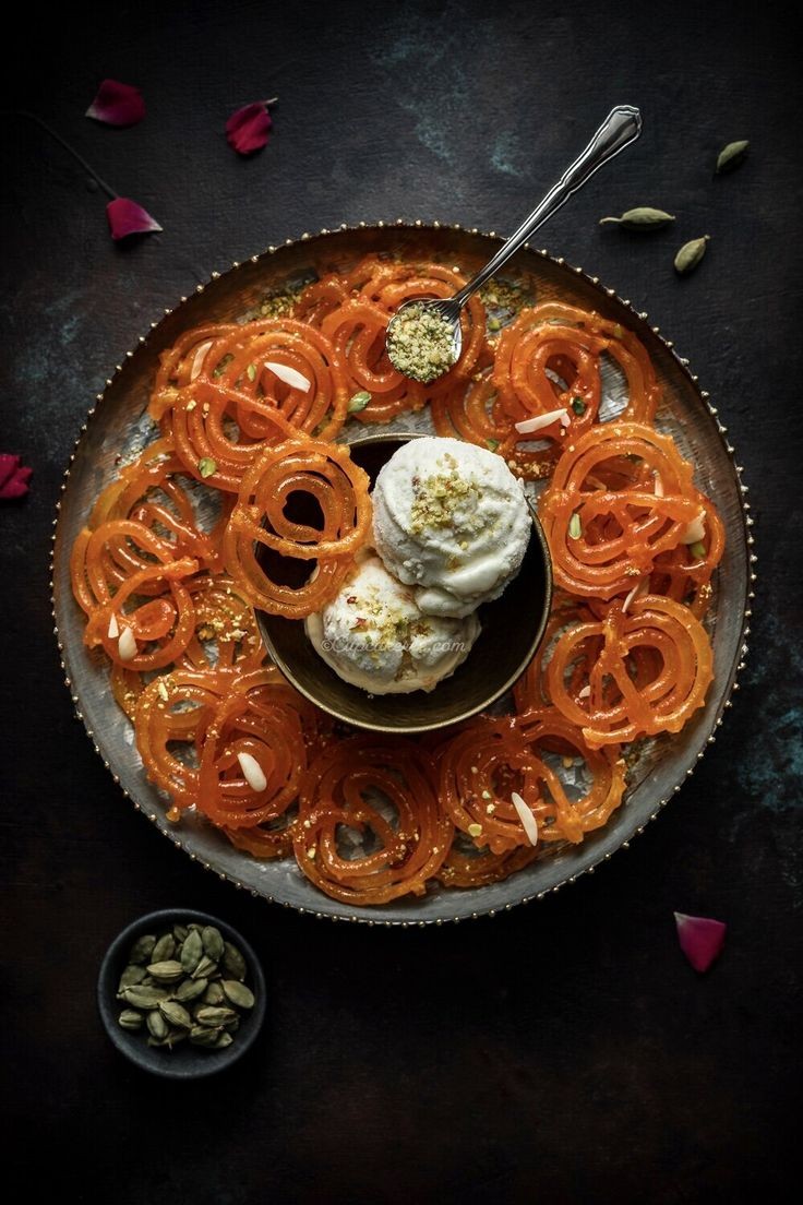 𝒜𝒶𝑔 𝑀𝑒𝒾𝓃 𝒢𝒽𝑒𝑒 𝒟𝒶𝓁𝓃𝒶 on Twitter "For those who craves for sweets at lunch time https//t.co