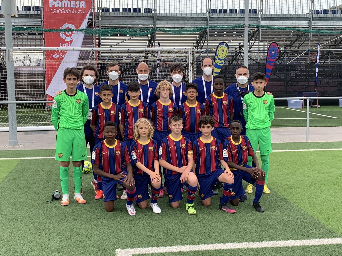 FCBmasia's tweet photo. 🏆 #LaLigaPromises 

✔️ Fase de grups

📍 Comença el partit

⚽️ Barça - Osasuna (0-0)

#ForçaMasia💙♥️ https://t.co/ZVjZwPdzmH