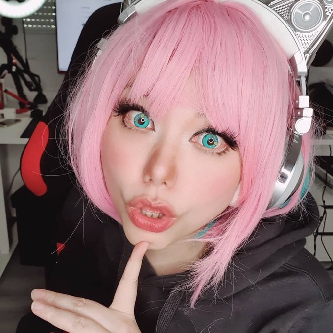 I wonder what I will learn in egirl bootcamp 🤔🤔🤔 #pinkhair,#egirls #kawaiigirl   https://t.co/TRRMh6cg4h<a href="/tag/pinkhair"class="tags"><span>#pinkhair</span></a><a href="/tag/egirls"class="tags"><span>#egirls</span></a><a href="/tag/kawaiigirl"class="tags"><span>#kawaiigirl</span></a>