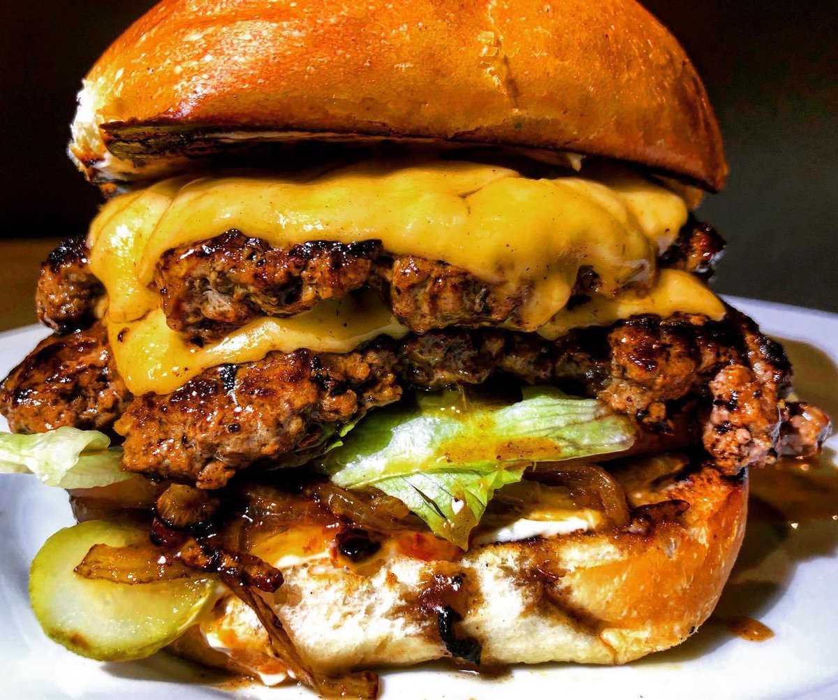 Meat_Ranger's tweet photo. #MeatRanger - Did someone say #internationalhamburgerday!!!! Here’s one of my #SmashBurger creations. New recipe dropping later this afternoon. 🍔🍔🍔🍔🍔🍔 #smashburgeroriginal #shareasmashburger @RacknGrill 😉 https://t.co/nJBqKW6qrr