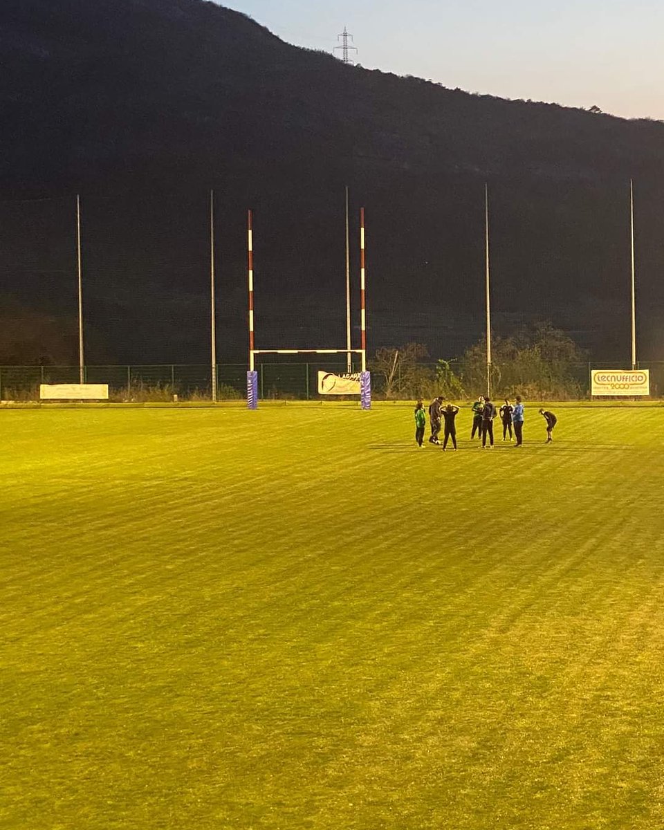 lagariarugby's tweet photo. Stasera al campo spazio ai Leoni #Under14 e #Under16 ma domani vi aspettiamo numerosi per l'Openday.
Sabato 29 maggio 2020 dalle 16.00 alle 17.00.
Per tutti i bambini/e e ragazzi/e dal 2009 al 2016 un occasione per provare il #rugby. https://t.co/UWpNU1U3wE