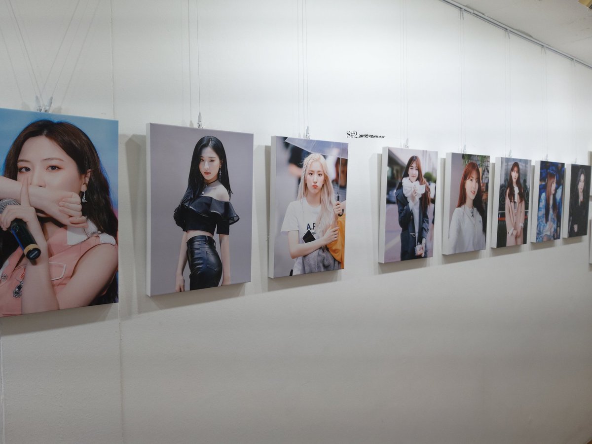 lee_summer_0110's tweet photo. 은서생카투어(5/28) 러비니돌
하루지나서 달려간 (러비니돌카페!!!)
은서사진으로 도배(?)된 카페 너무좋았습니다!!
개최자분감사합니다~~^^
#시퀀스의_주연은_은서 https://t.co/i8fxcMc11m
