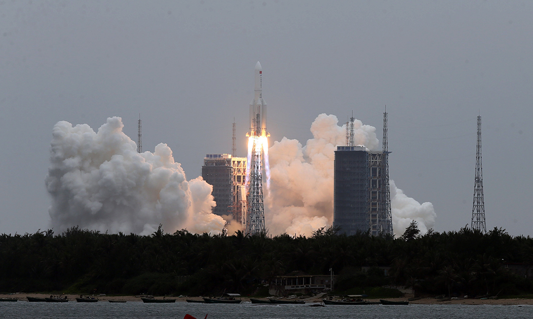 IPDefenseForum's tweet photo. Chinese rocket’s uncontrolled descent shows PRC failing to meet ‘responsible standards’ https://t.co/QDLcuAnyDl #IPDF #PRC #FailingStandards #FallingRocket #IndoPacific https://t.co/yBnqhhURTl