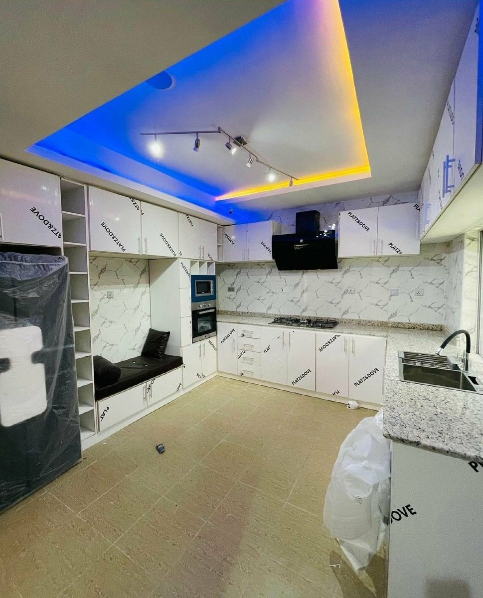 Ifechi_Ezenwaji's tweet photo. 5 bedroom fully detached duplex for sale.
Location: 2nd tollgate, Lekki.
Price: 120m.

Please retweet. 🙏🏾

NNPC Ghost Wande coal Aproko Southern Kaduna Biafra Chioma Deborah #ChampionsLeagueFinal 2face #bluetherapy https://t.co/yKGnMITCv3
