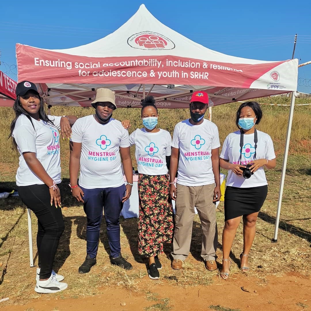 Happy #MenstrualHygieneDay!

In line with this years' #MHDay2021 theme: #ItsTimeForAction, FLAS has through the Greig Gender project distributed over  2790 sanatory pads to adolescent girls and young women from the Sipocosini, Mbilaneni, and Ka-Langa communites.  
#SRHRforALL