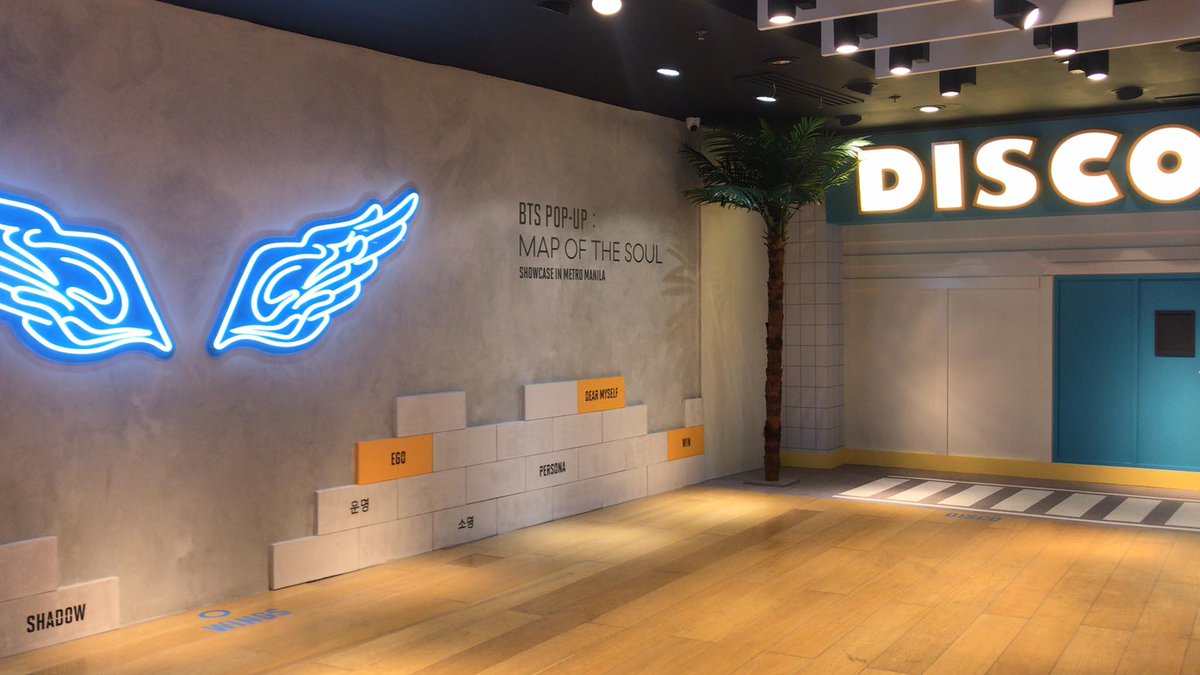 MStandardLIFE's tweet photo. @BTS_twt The 192-square meter BTS Pop-up store in SM Megamall is open from 10 a.m. to 8 p.m. 

Ticket registration is every Wednesday. According to the store management, the May 29 to June 4 session is already full. Next registration will open on June 2, for the June 5-11 session. https://t.co/7w3bFv6hNH