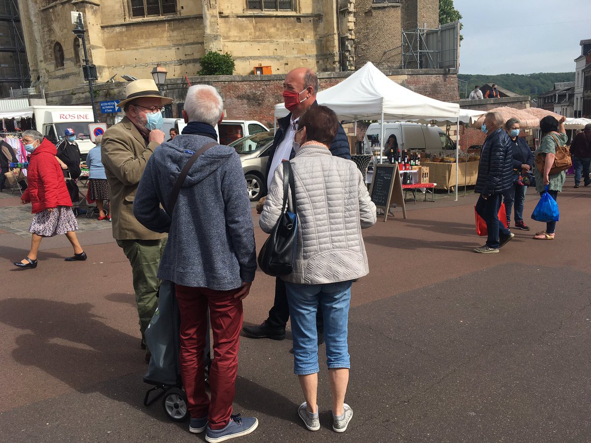 PrendQui's tweet photo. Bon accueil ce matin sur le beau marché de la ville d’Eu. 

#lagaucherassemblee #ledepartementquiprendsoin #electionsdepartementales https://t.co/zsZj60gYQu