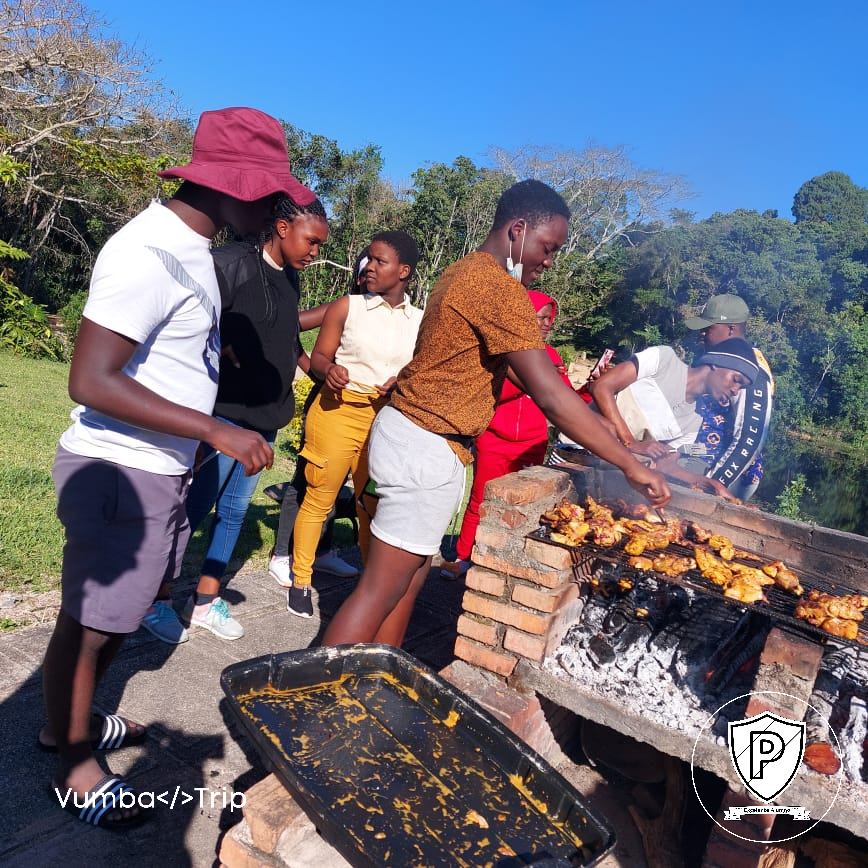 pinstitutezw's tweet photo. More  captured moments 📸 from the #VumbaTrip  

Amazing Time among Amazing People.

#PrincetonInstituteZW  #excelentealumno 

powered by @socialgene365  

#studentlife #students  #learning  #learningsmart  #teachers  #social #studying  #studyinghard https://t.co/tVsUqPCvTv