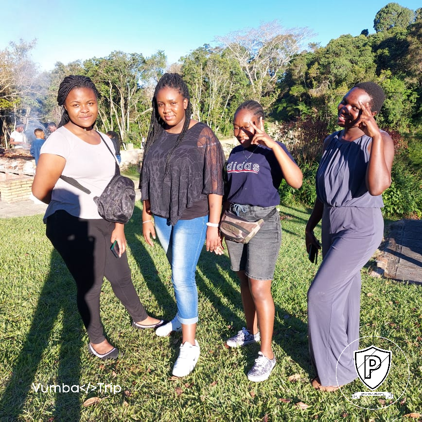 pinstitutezw's tweet photo. More  captured moments 📸 from the #VumbaTrip  

Amazing Time among Amazing People.

#PrincetonInstituteZW  #excelentealumno 

powered by @socialgene365  

#studentlife #students  #learning  #learningsmart  #teachers  #social #studying  #studyinghard https://t.co/tVsUqPCvTv