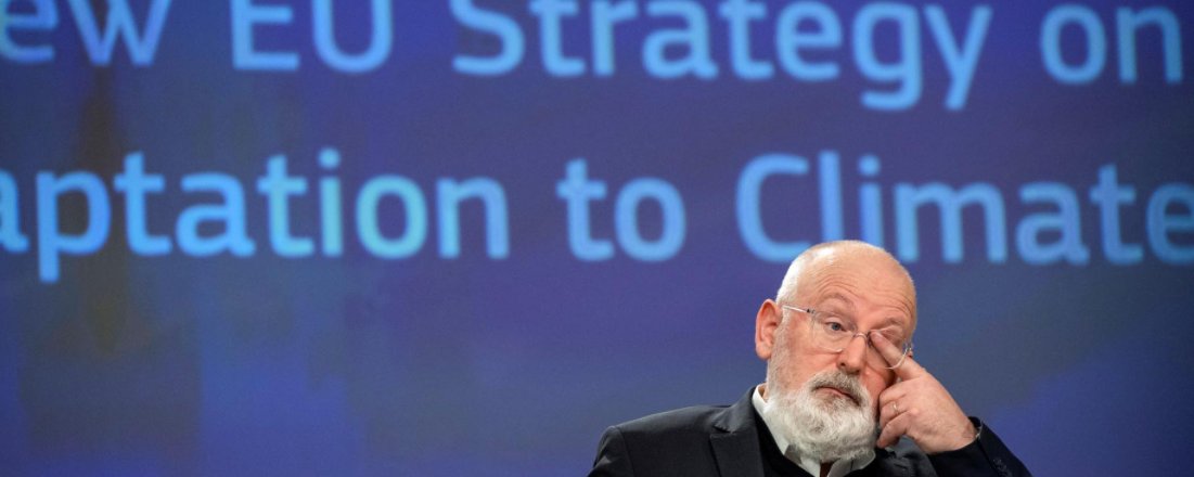 REvents_SustBiz's tweet photo. Policy Watch: Europeโs climate ambition in the dock https://t.co/wHWCFpexEu #sustainability #esg #eutaxonomy #cleanrecovery https://t.co/BnSaGPYyY2