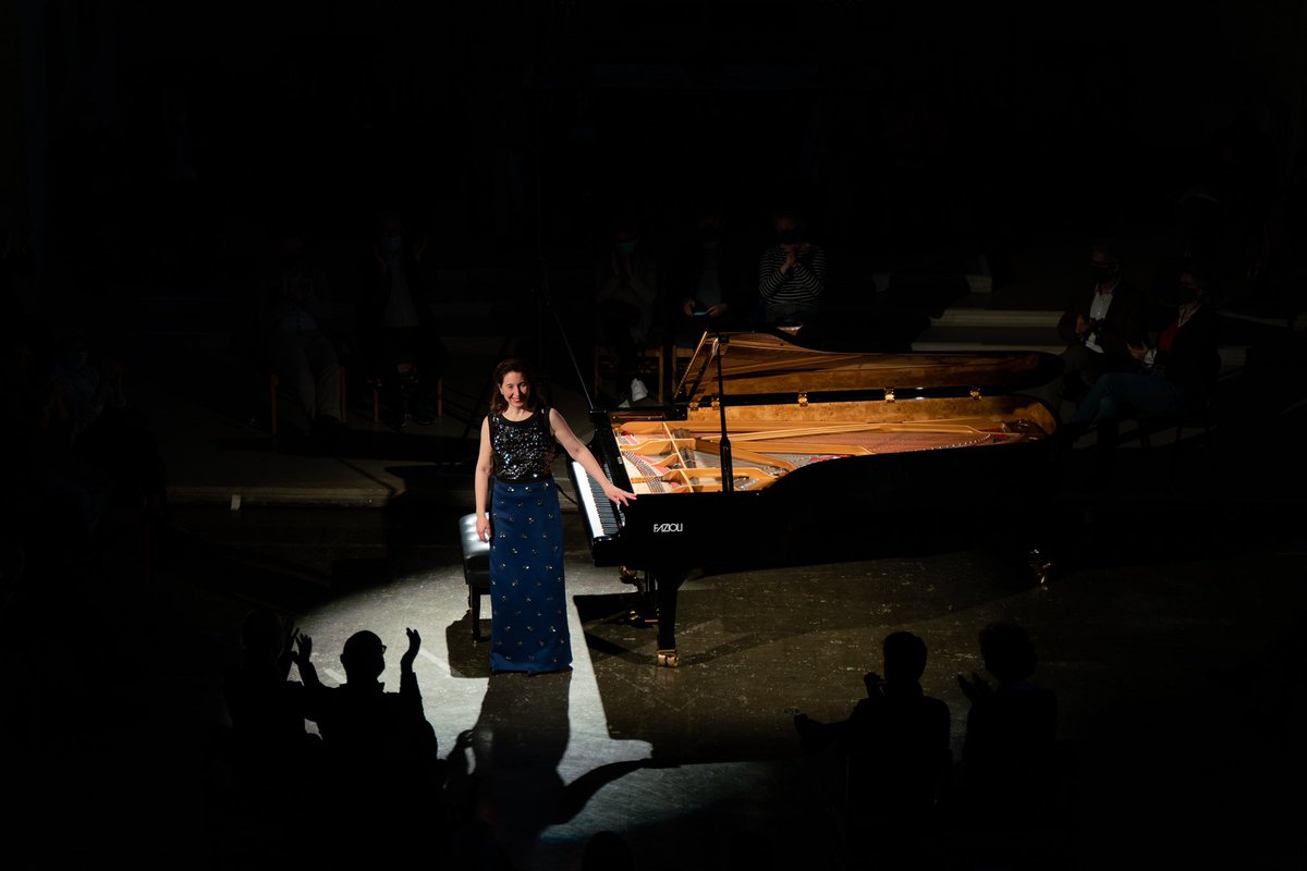 AntoineAmi's tweet photo. Angela Hewitt received a standing ovation after her incredible performance of Couperin and Brahms last night - a brilliant start to Spotlight Chamber Concerts at the Waterloo Festival. Don’t miss out on the rest of them! Book now at https://t.co/UtNnBWiVTa

📷 Ilme Vysniauskaite https://t.co/ORHAwofNV4