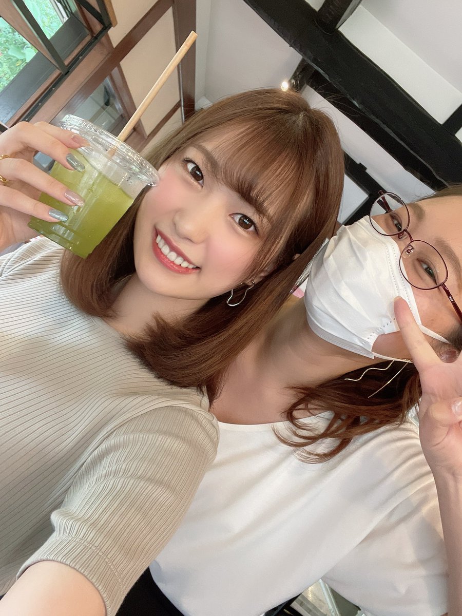 お世話になっている@fempass さんで
スマホの中身からわかる私の生活や趣味に
ついての取材をして頂きました👏👏

皆さま優しくて明るくて
凄く楽しい空間でした！伝われぇ〜📷♡

記事が出たらまたお知らせします〜💓

@MaKi_NnDyNen 😘 https://t.co/IJ2oEsoHSa