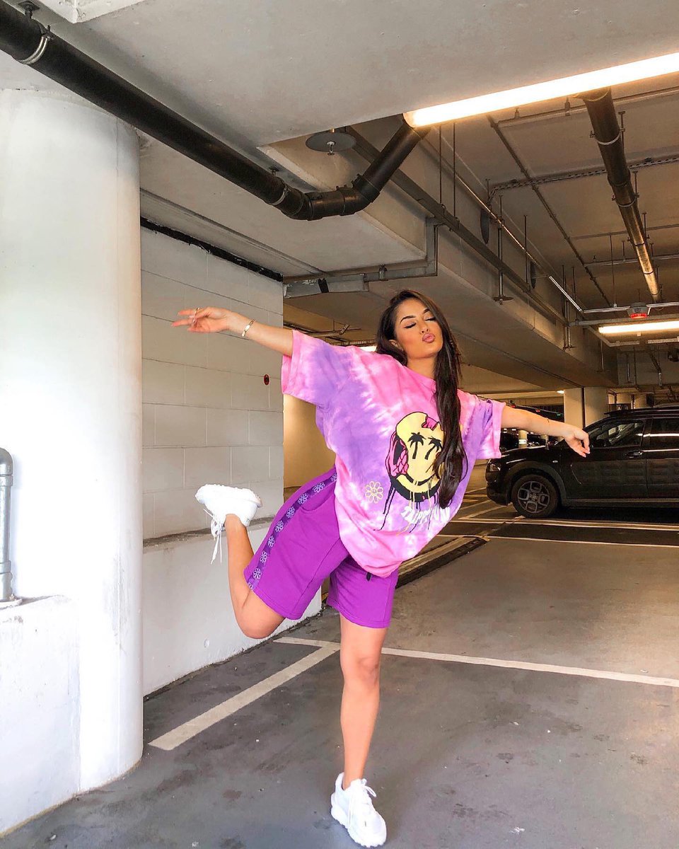 boohooMAN's tweet photo. Don’t Trip. 🌀
📸: @xnegzx.x

Shop the Collection ➡️ https://t.co/QAz2WbdQqZ https://t.co/BJL8lEdHAx