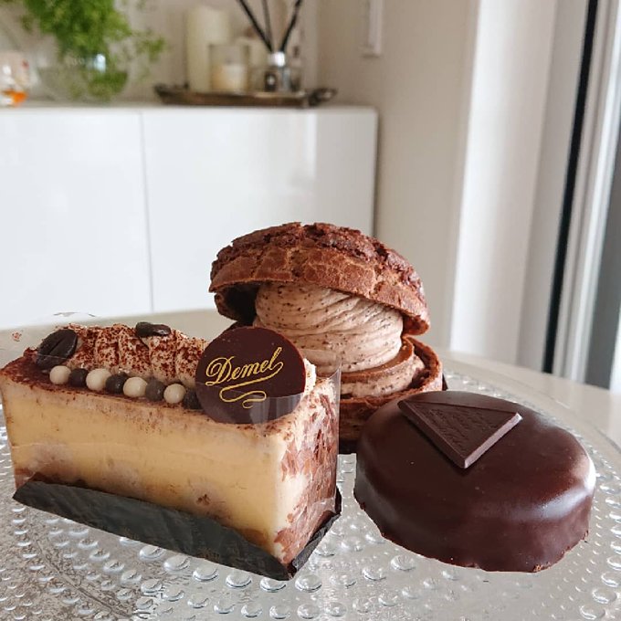 デメルの生クッキーが大人気 まるで宝石のようなお菓子の正体は Sweetsvillage スイーツビレッジ