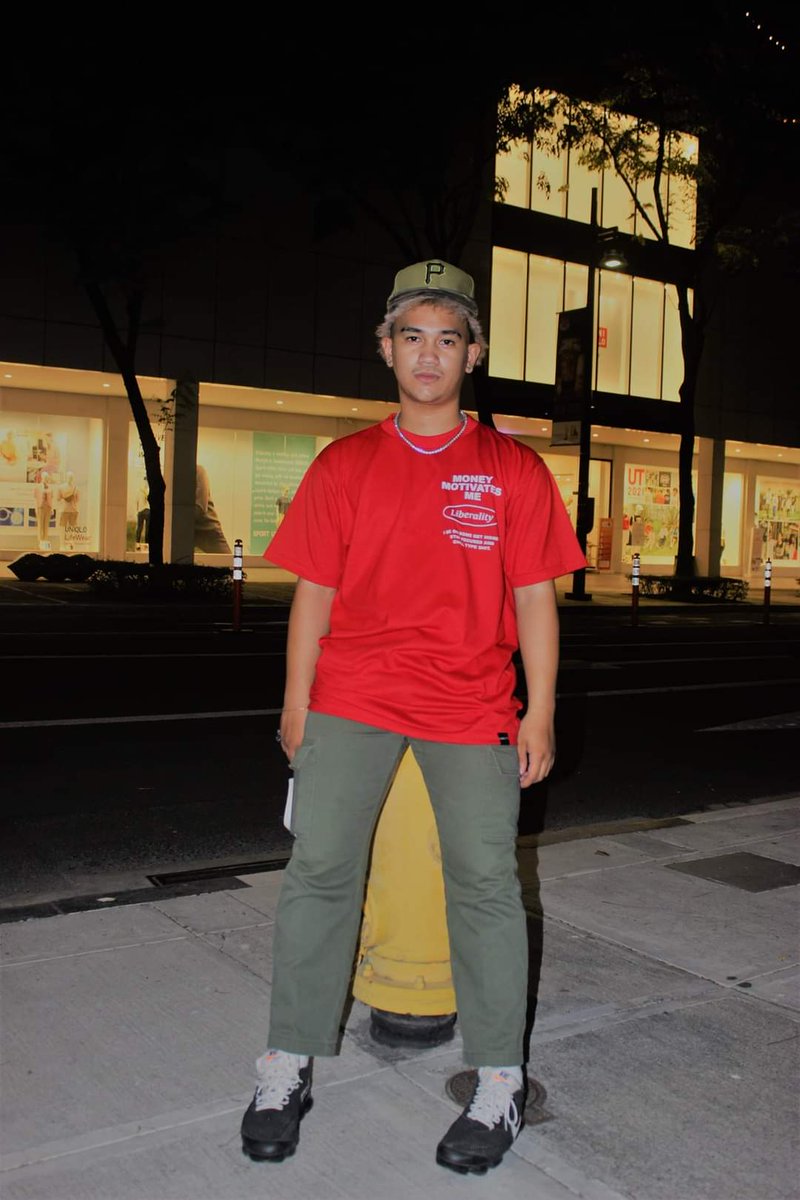 liberality_'s tweet photo. STILL AVAILABLE | LIBERALITY 

"MONEY MOTIVATES ME" 🔴

400PHP

Sizes Available: S - 2XL

📸: Rasheen Florida

(FREE DELIVERY AROUND PASIG) https://t.co/KYMASTaZdT