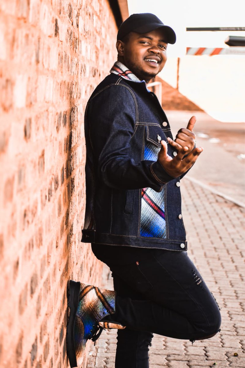 PexLifestyle's tweet photo. On this day a Minister of Youth Entrepreneurship In SA @djsbu  was born. You have showed up so many times for the youth during difficult times. Kindly accept our offer to GIFT you with Pex Denim Mash Jacket and Gologo as part of our Gratitude.

#Yibashushu #winteriscoming https://t.co/cFj7VLZwwp