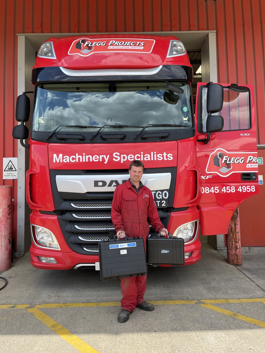 EclipseDiag's tweet photo. Area Sales Manager, Aaron Parkin has just handed over to @FleggProjects They have just exchanged their previous Jaltest system and taken delivery of their brand new Eclipse - @JaltestOfficial Commercial Vehicle package.
#fleggprojects #jaltest #eclipse #eclipsedeliveryphoto https://t.co/DYtBS5ThIr