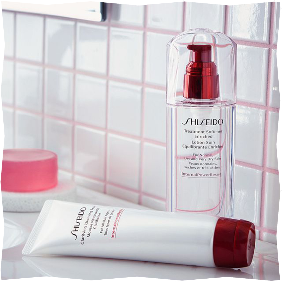 Sevil_Parfumeri's tweet photo. 🤩 Cilde hızlı bir şekilde nüfuz ederek 24 saat süren nem ve ferahlık sağlayan Shiseido Treatment Softener losyon ve temizleme köpüğü ile cilt bakımınızı bir üst seviyeye çıkarın.💫
#SevilGüzelliğinDünyası
#Shiseido #Treatment #Losyon
#CiltBakımı https://t.co/kZGllJvQOc
