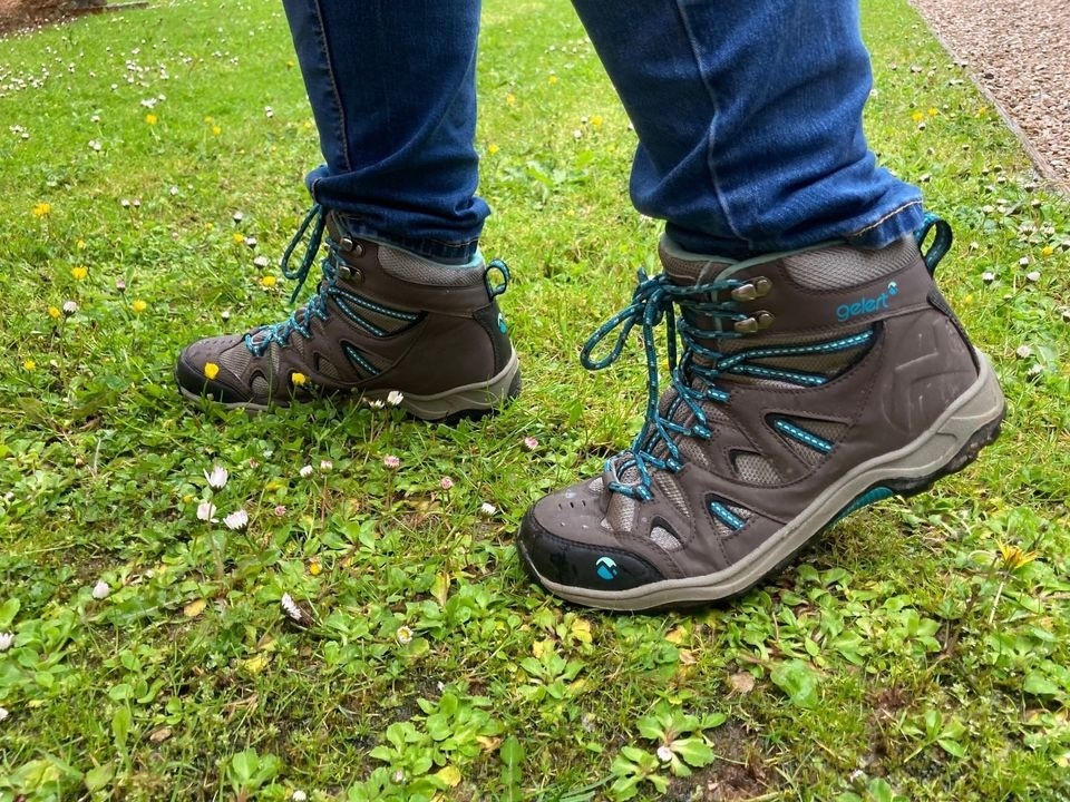 TorreAbbey's tweet photo. As part of the Torbay Connecting Actively to Nature programme, we have produced 11 FREE audio walks. Each walk begins & ends at Torre Abbey & introduces you to new places and stories. Produced in partnership with #ActiveDevon and #SoundCommunities. Visit https://t.co/WVsaAtSiHu https://t.co/XPx6Cn8qW0