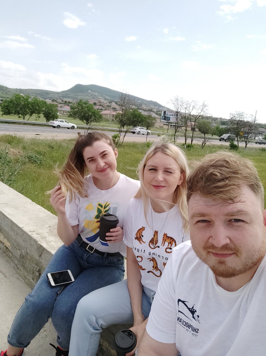 Зайчишка хороший tweet media
