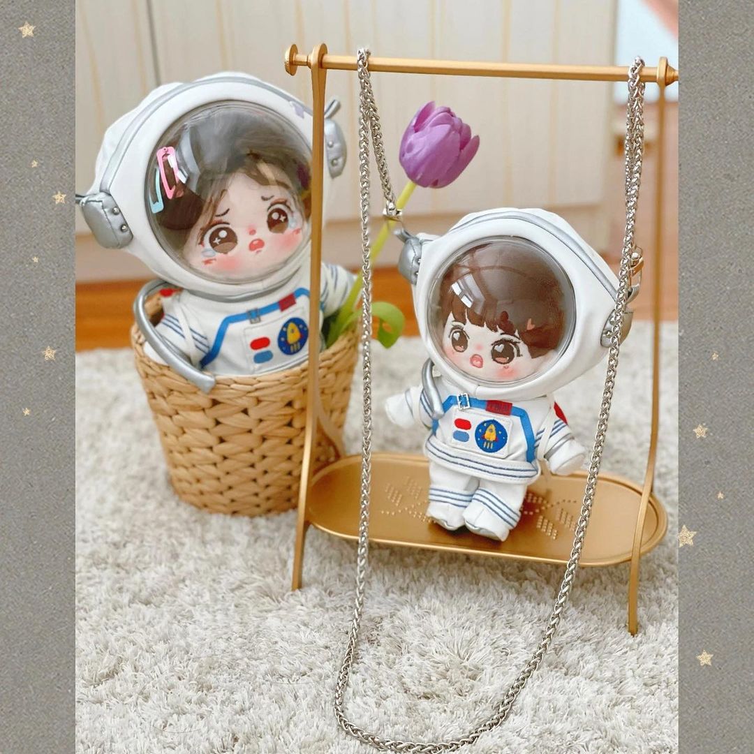 nyankyo_id's tweet photo. [HELP RT-INA🇮🇩] #DOLLCLOTHES ASTRONAUT SUIT

🗓 10 JUNE'21, 18.00 WIB 
 
For 15cm / 20cm Doll
Astronaut helmet + Astronaut suit + Rocket bag

💰 IDR 245k
❌ EMS+TAX 

#인형옷 #dollclothes20cm #dollclothes15cm  #15cmdollclothes #20cmdollclothes https://t.co/aF8itHJf6t