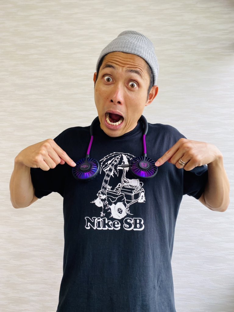 sangafc's tweet photo. 【グッズ情報】
⚽️5/30(日)甲府戦⚽️
🌪「STORM MONSTER N（首掛けファン）」🌪
発売‼️

詳細📲
https://t.co/oJuVs3NkIk

#真夏 #必須アイテム #扇風機
#STORMMONSTER #N #首掛けファン
#両手 #自由 #ハンズフリー
#便利 #首掛け式
#動画もあるよ

#kyoto #sanga #キョウト #サンガ
#一心 #HUNT3 https://t.co/YQyIrNXhyy
