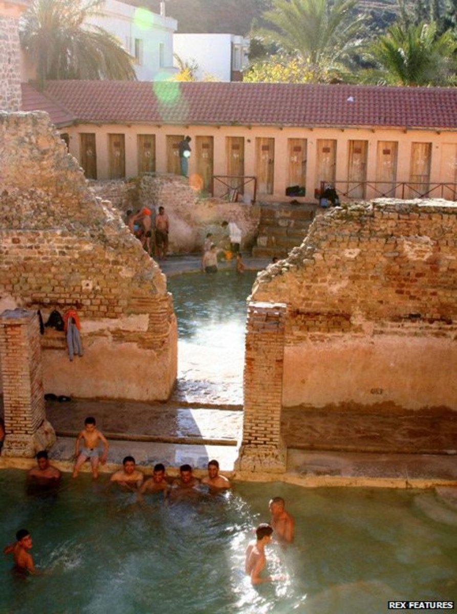 GrecianGirly's tweet photo. The Roman bathhouse at Khenchela, Algeria, is still in use 2,000 years after being built! https://t.co/IvXa5XDcLA… https://t.co/dL32RFh3F0