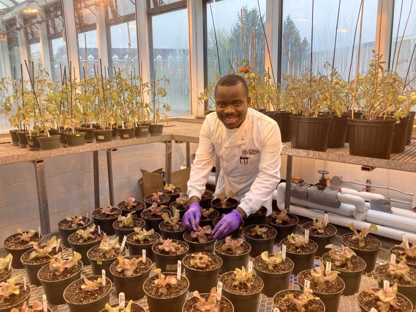 Entrevestor (@entrevestor) on Twitter photo When Raphael Ofoe and Lord Abbey wanted to plot a path to bring their organic fertilizer to market, they signed up with <a href="/Lab2MarketCA/">Lab2Market</a> for guidance. ow.ly/kwEX50EXffP <a href="/DalInnovates/">DAL INNOVATES</a> When Raphael Ofoe and Lord Abbey wanted to plot a path to bring their organic fertilizer to market, they signed up with <a href="/Lab2MarketCA/">Lab2Market</a> for guidance. ow.ly/kwEX50EXffP <a href="/DalInnovates/">DAL INNOVATES</a>