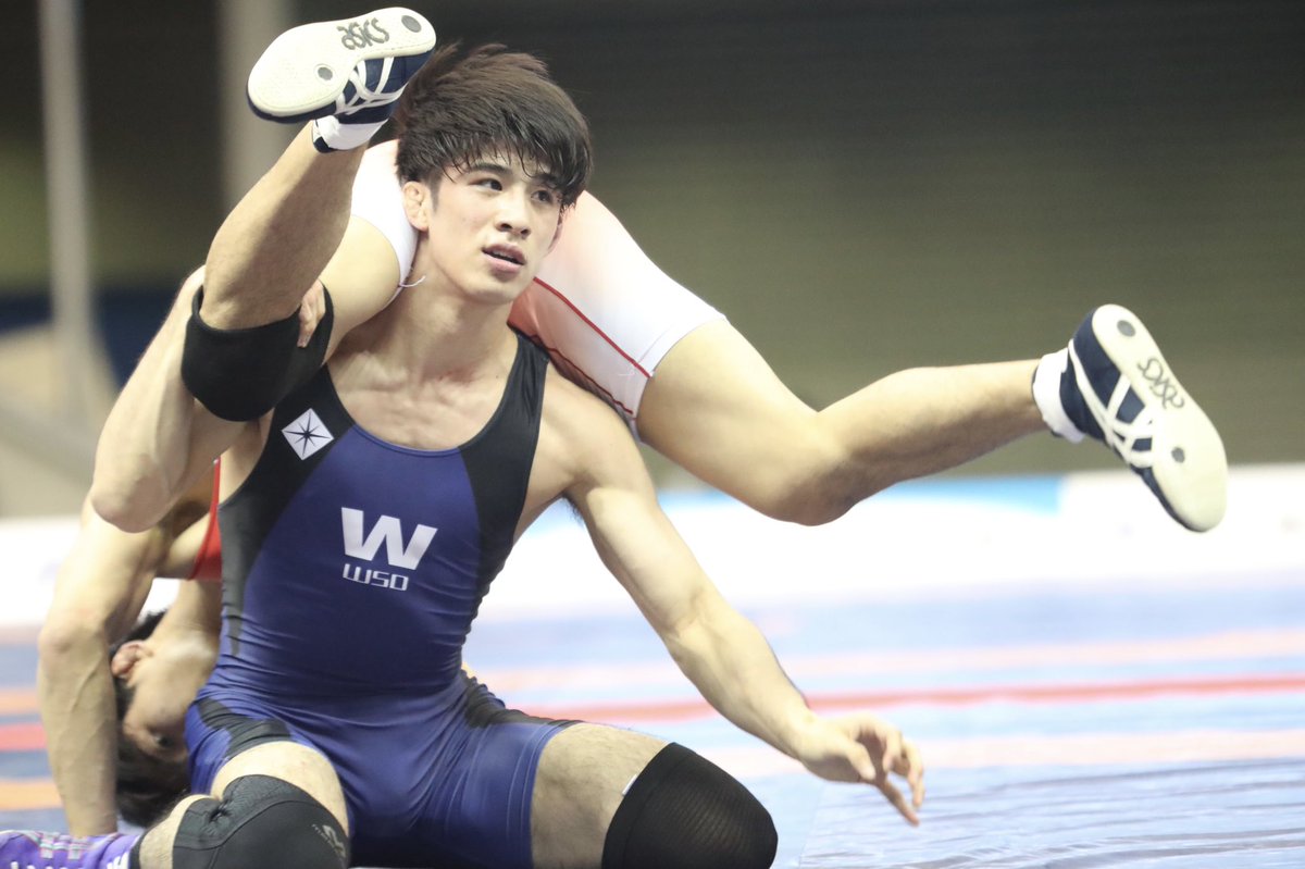 ট ইট র 早稲田スポーツ新聞会 レスリング 明治杯全日本選抜レスリング選手権 フリースタイル70キロ級 1回戦 鈴木歩夢 6 4基山仁太郎 日体大 ラスト1分半で6ポイントを奪い大逆転勝利 全日本王者を破り 準決勝進出を決めた 写真提供 日本 ট ইট র 早稲田スポーツ新聞会 レスリング 明治杯全日本選抜レスリング選手権 フリースタイル70キロ級 1回戦 鈴木歩夢 6 4基山仁太郎 日体大 ラスト1分半で6ポイントを奪い大逆転勝利 全日本王者を破り 準決勝進出を決めた 写真提供 日本