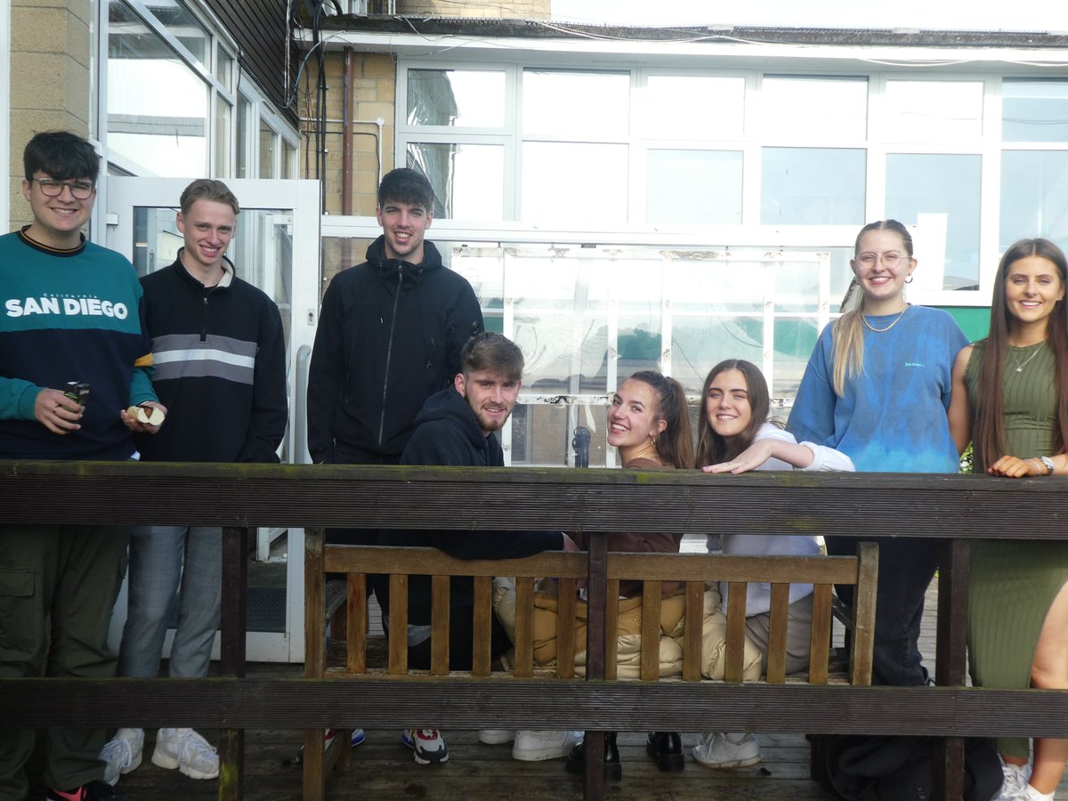 WellswaySchool's tweet photo. Lots of goodbyes this week.  Kicking off with a farewell breakfast for our amazing Year 13s followed by an assembly with awards, speeches and even live music from a very talented group of musicians.
Always an emotional day Good Luck to you all. 🎉 https://t.co/sgKF1nUouA