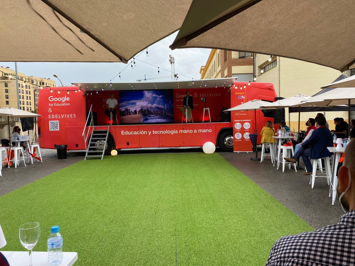 Todo nuestro cariño y agradecimiento para el <a href="/ColePortaceli/">ColePortaceli</a>, que ayer acogió la sexta escala de la gira Google&amp;Edelvives "Always on the road".
La semana que viene iremos a Barcelona, Valladolid y Madrid. Más información ➡ bit.ly/3oyrVrU

#GoogleyEdelvivesOnTheRoad