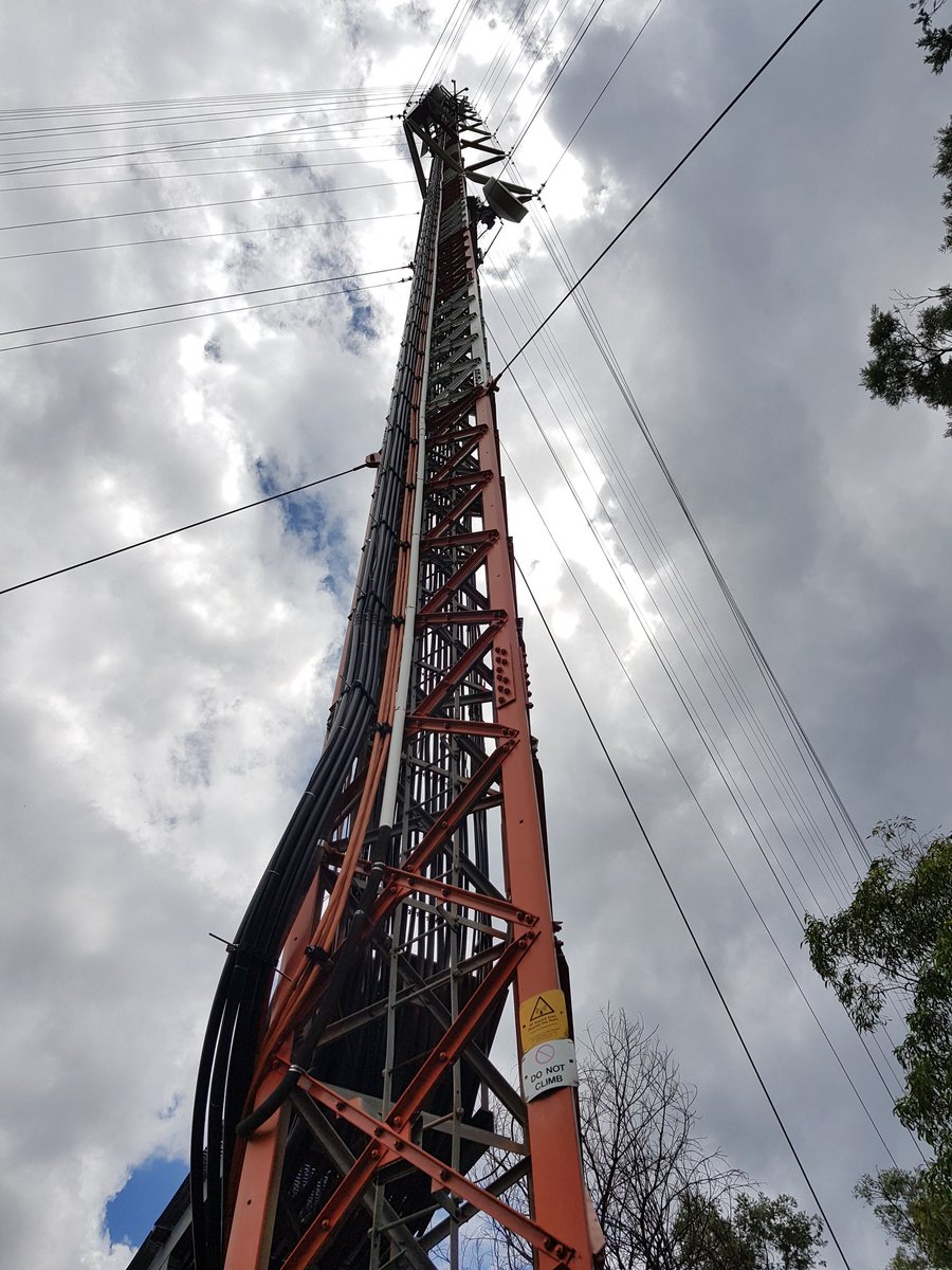 cdh348's tweet photo. The view from my office window today @Telstra is not ideal when working on one of our tallest structures in the country. 
Dalveen RT mast @ 158.7m makes for a great view, but today one wishes they could stay in bed a bit longer. #stanthorpe #dalveen #turnuptheheat #iceblocks https://t.co/mKKHPDKCvw