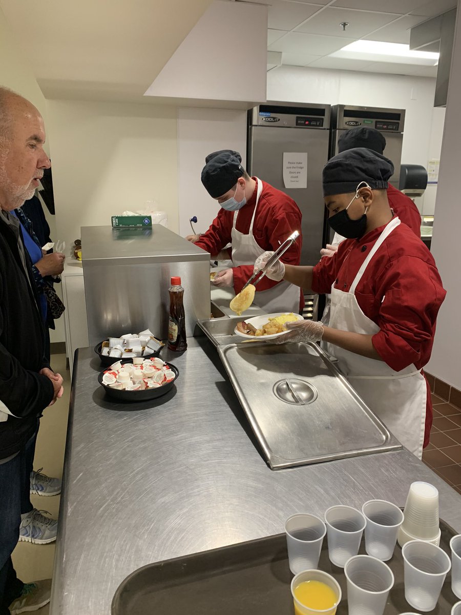 Finally got back to cooking breakfast at the Senior Center. Our first and last of the year and it was great to be back. Saw many of our regulars <a href="/coventryschools/">Coventry Schools RI</a> <a href="/CoventryOakers/">Coventry High School</a> <a href="/Knotty_Oak_Room/">The Knotty Oak Room_CulinaryArts_CoventryRI</a> #preparingforlife