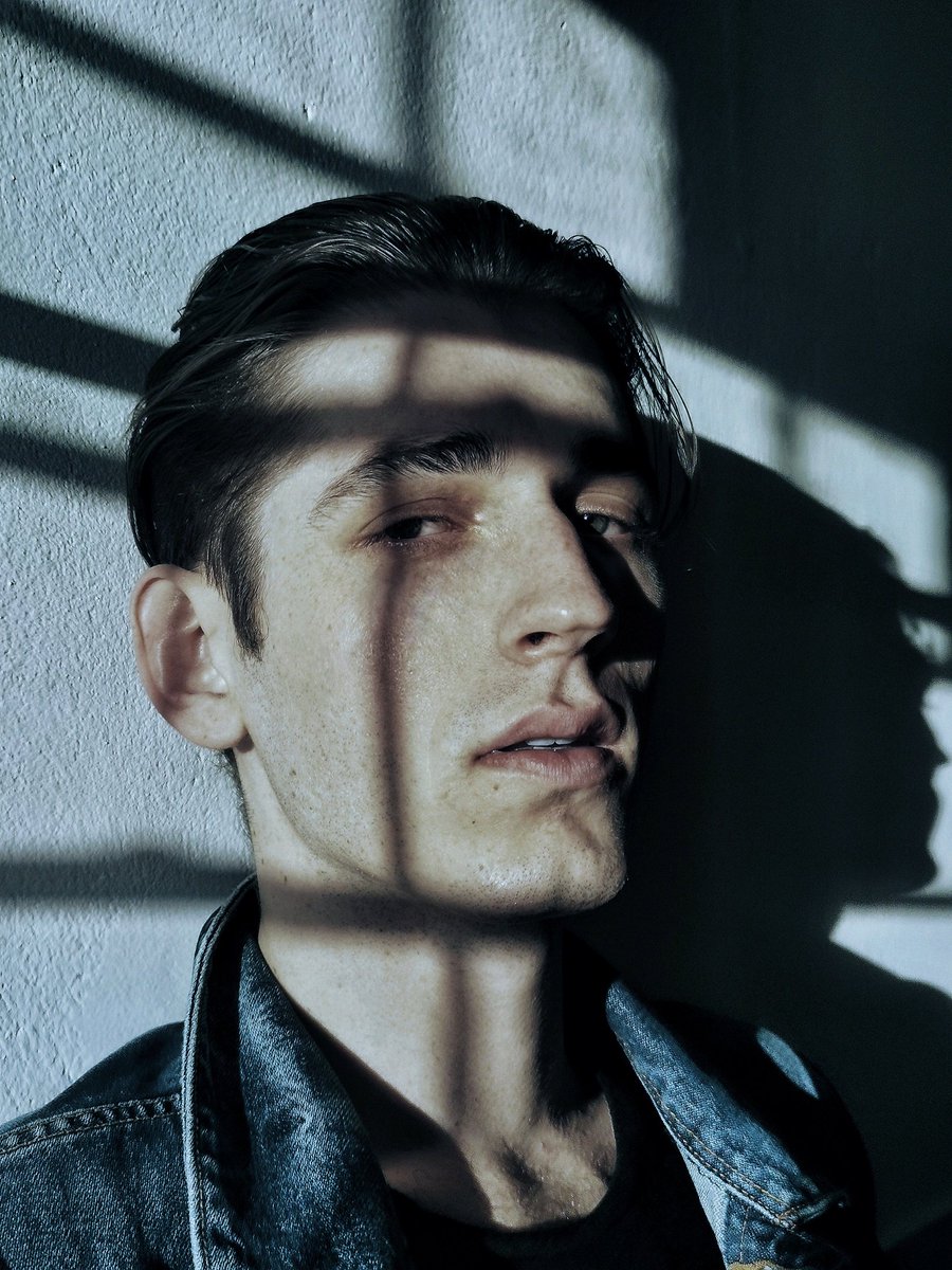 HumbertoYamil's tweet photo. WILLIAM 
.
FASHION &amp; ADVERTISING 
.
BOOKING CLICK IN BIO
.
#hymodels #malemodel #polaroid #portrait #model #jamesdean #inspo #photo #newdigitals #mensstyle #guy #photoshooting #paraguayanmalemodel #Paraguay
👇🏽https://t.co/95bPWF6Hb5 https://t.co/CcT2BaNeT0