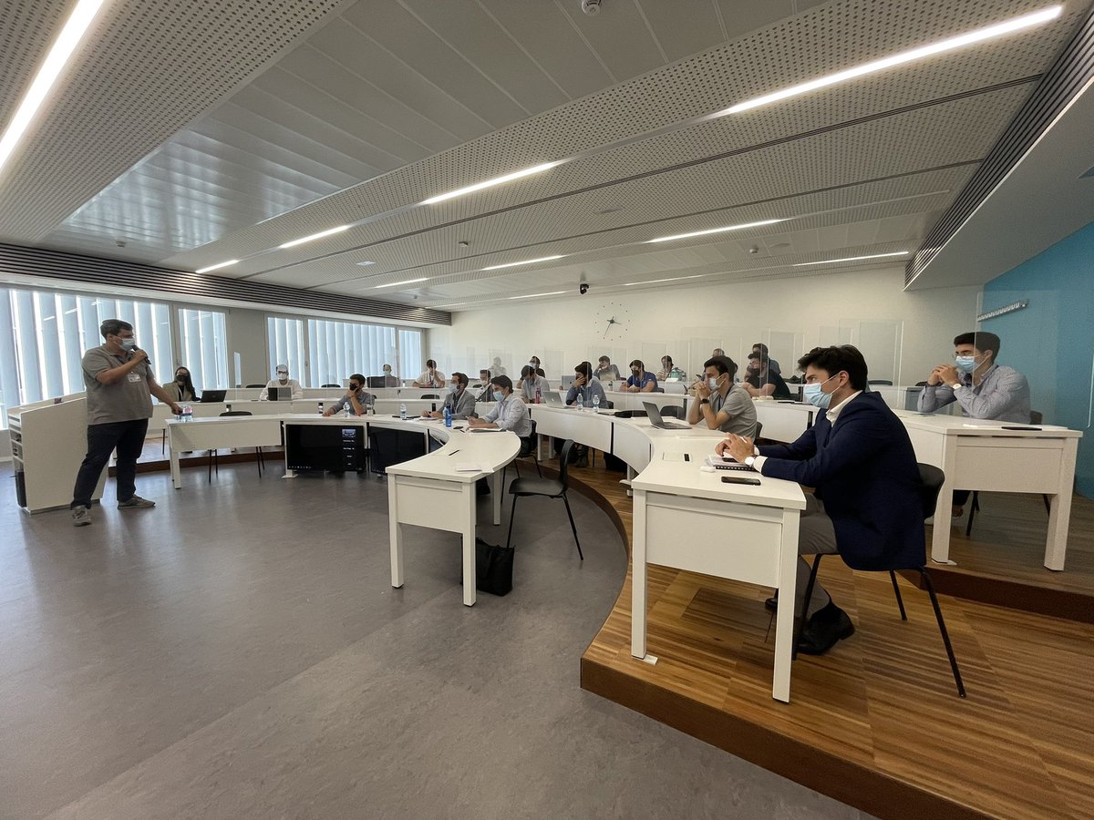 angels_capital's tweet photo. #Pitcheados 🗣 Hoy tenemos sesión de pitch con 6 startups de @lanzaderaes que están en ronda ➡️ @zinkee_business @intelia_dev @conectadux @hotelbreaker @cashthecloset @cryptotechfin 🙌🏼

¡Muchas gracias a @mario_brass, @Miguelmilian_es y @jdetorov por ser jurados en esta sesión!🏆 https://t.co/xY5XgOmt8s