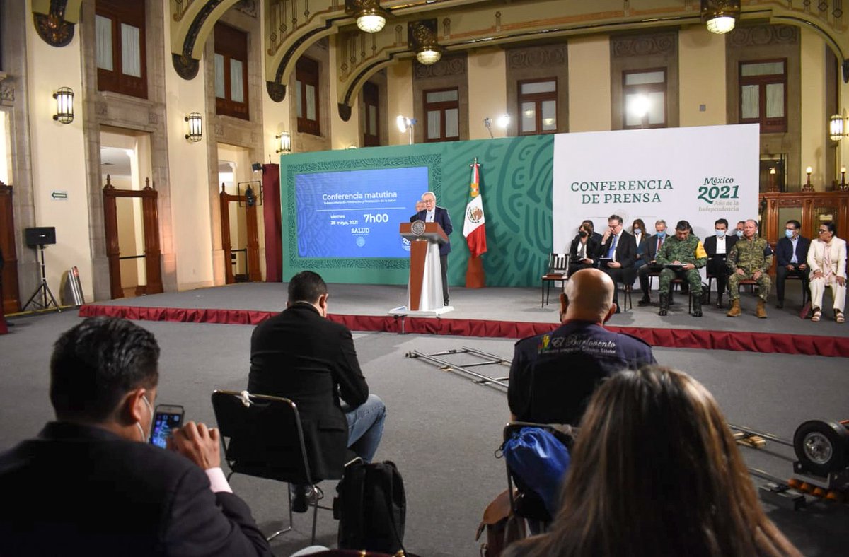 SSalud_mx's tweet photo. A partir de la primera semana de junio inicia la #Vacunación contra #COVID19 para personas de 40 a 49 años en todo el país. #ConferenciaMatutina #VacunaSeguraYEficaz https://t.co/XUXWM7DdC1