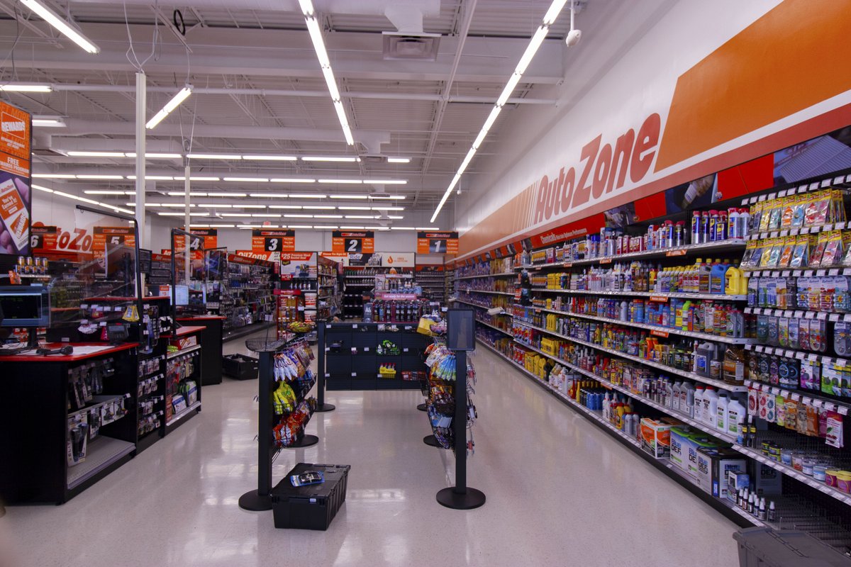 BUILD_with_TEEL's tweet image. AutoZone completion photos! #teelconstruction #springfield #va @autozone