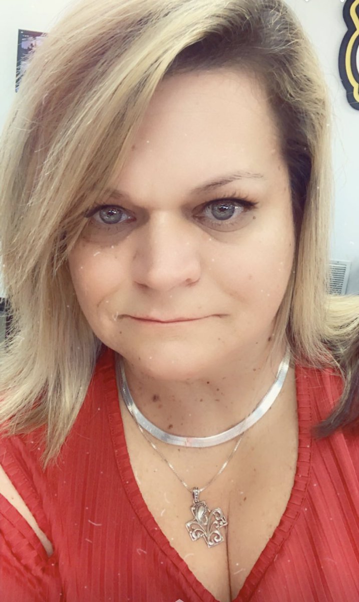 hpalmer74's tweet photo. Day 5 of wearing Red to support our military #Region3RED @USMC @USNavy @USArmy @usairforce @TMXCompanies https://t.co/7S7JDJmfFc