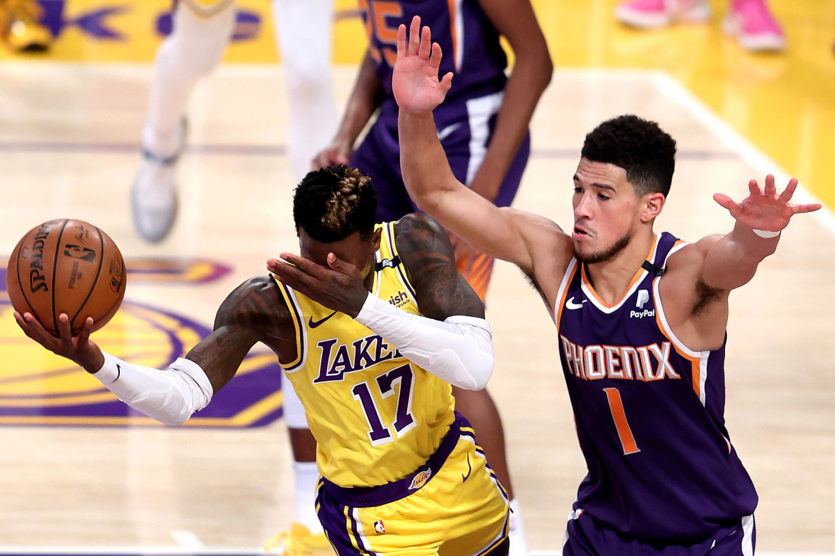 Lakers irate after 'dirty play' by Devin Booker in garbage time